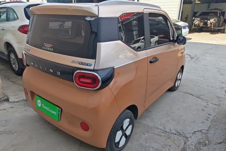 Used Wuling Hongguang MINIEV 2024 3rd Generation 215km Advanced Version Rear Right 45 Deg