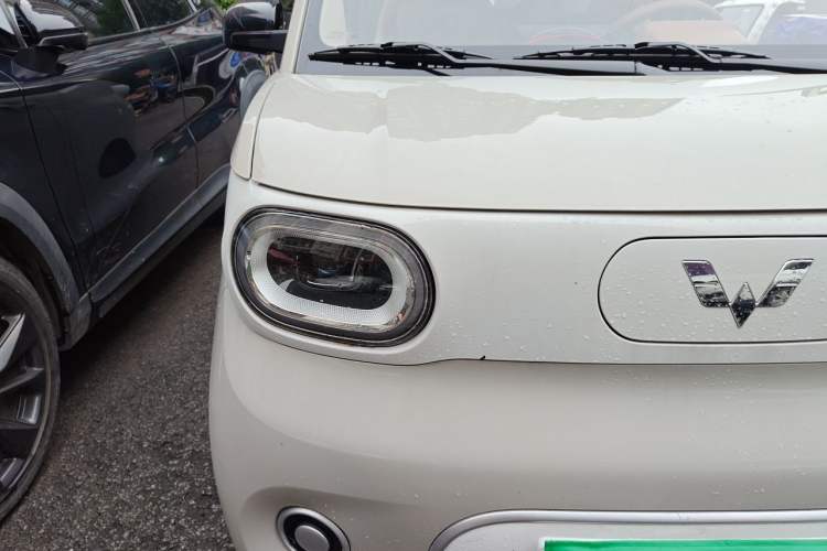 Used Wuling Hongguang MINIEV 2024 3rd Generation 215km Youth Edition Right Front Headlight