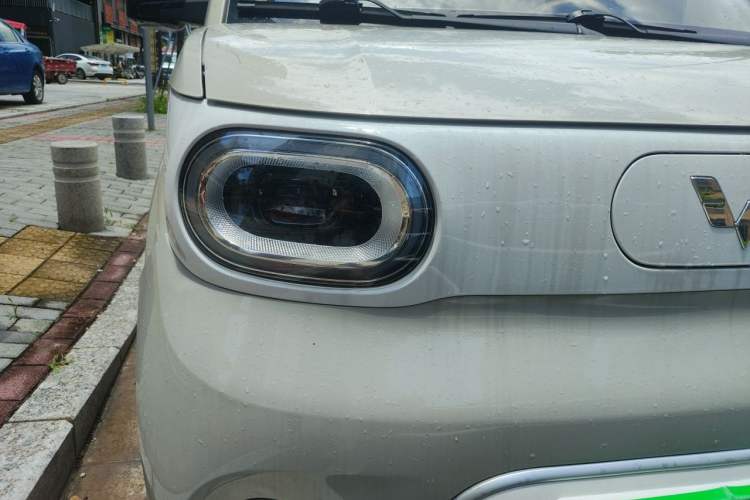Used Wuling Hongguang MINIEV 2024 3rd Generation 215km Youth Edition Right Front Headlight