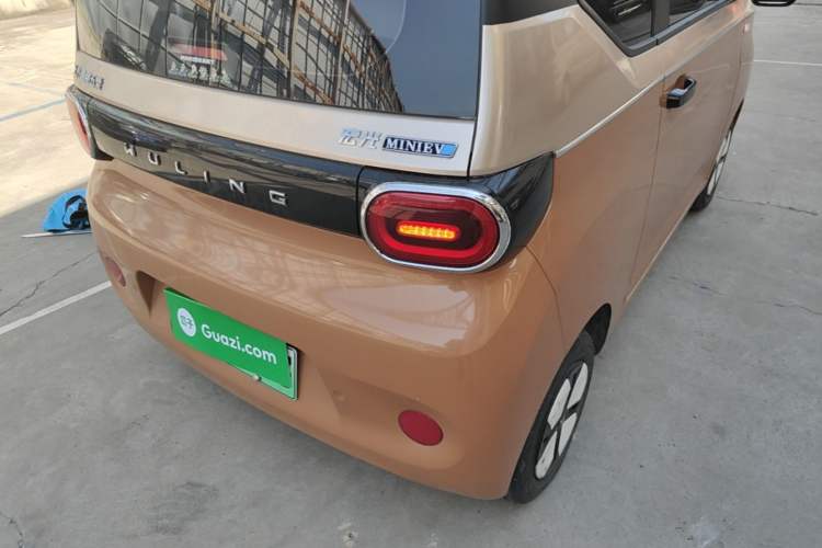 Used Wuling Hongguang MINIEV 2024 3rd Generation 215km Advanced Version Right Rear Taillight