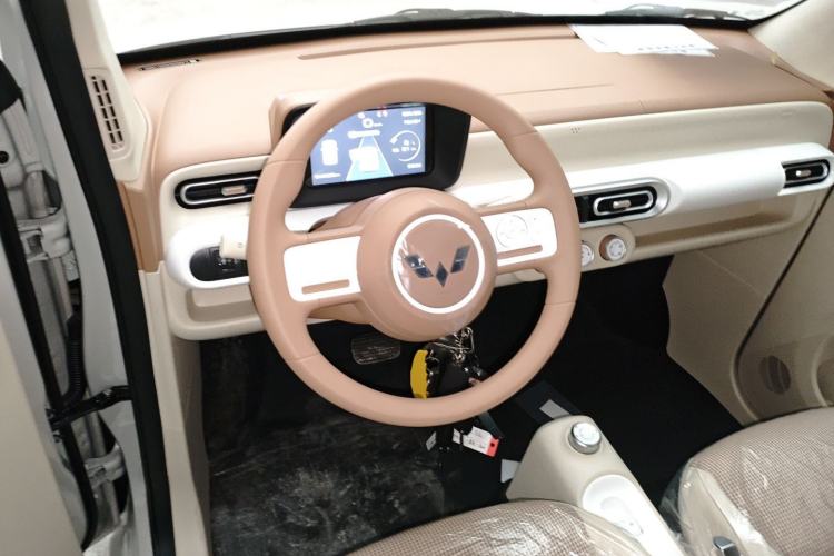 Used Wuling Hongguang MINIEV 2024 3rd Generation 215km Youth Edition Steering Wheel