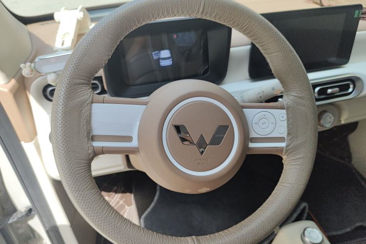 Used Wuling Hongguang MINIEV 2024 3rd Generation 215km Advanced Version Steering Wheel