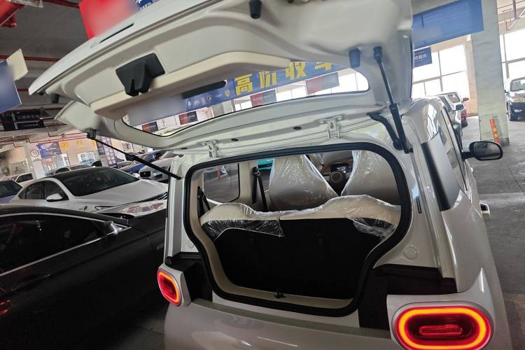 Used Wuling Hongguang MINIEV 2024 3rd Generation 215km Youth Edition Trunk