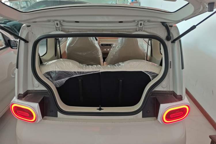 Used Wuling Hongguang MINIEV 2024 3rd Generation 215km Youth Edition Trunk