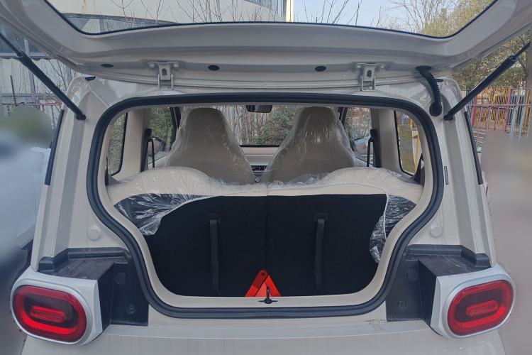Used Wuling Hongguang MINIEV 2024 3rd Generation 215km Youth Edition Trunk