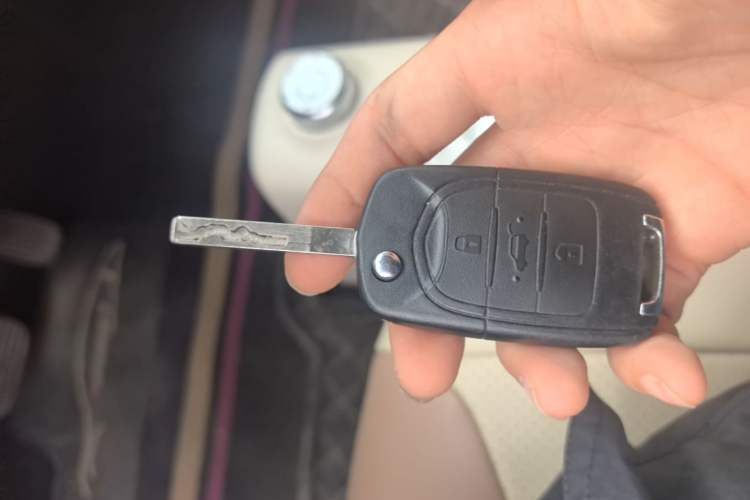 Used Wuling Hongguang MINIEV 2024 3rd Generation 215km Youth Edition Vehicle Key