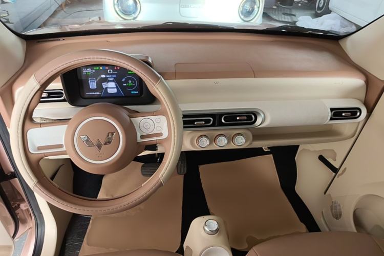 Used Wuling Hongguang MINIEV 2024 3rd Generation 215km Youth Edition Center Console