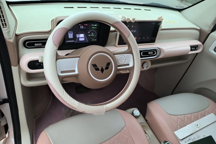 Used Wuling Hongguang MINIEV 2024 3rd Generation 215km Advanced Version Center Console