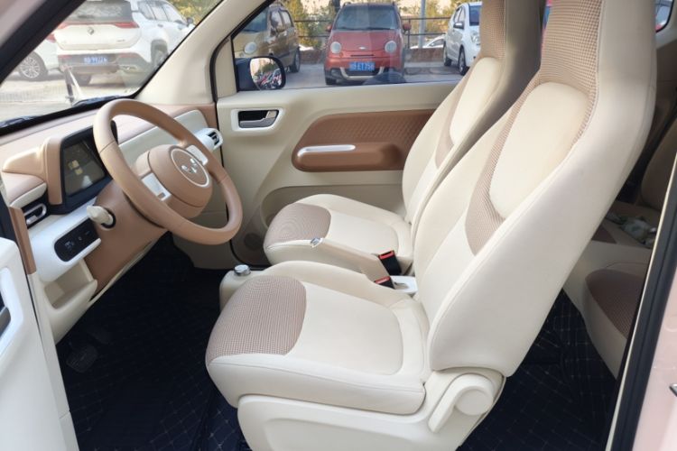 Used Wuling Hongguang MINIEV 2024 3rd Generation 215km Youth Edition Interior 2