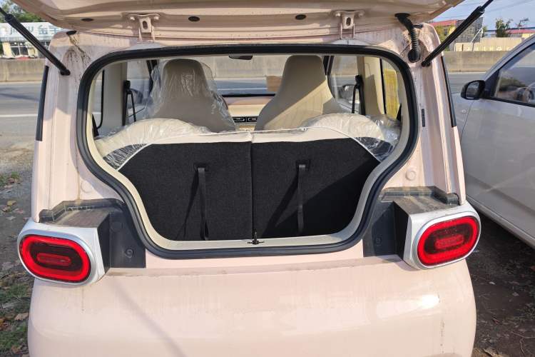Used Wuling Hongguang MINIEV 2024 3rd Generation 215km Youth Edition Trunk