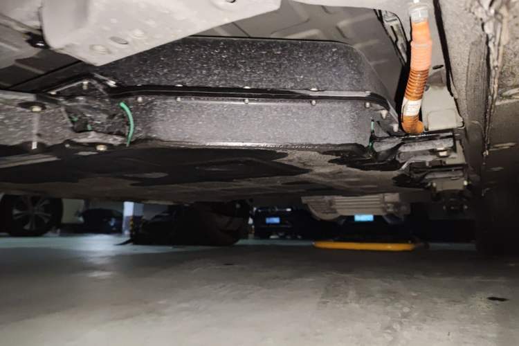 Used Wuling Hongguang MINIEV 2024 3rd Generation 215km Youth Edition Chassis Front Left