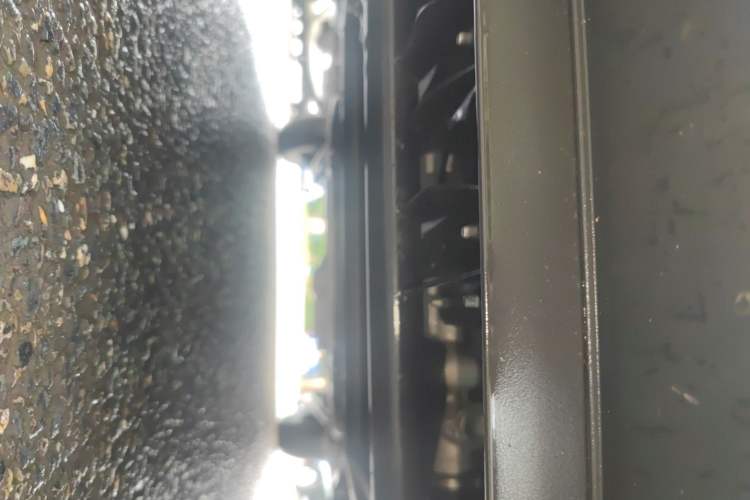 Used Wuling Hongguang MINIEV 2024 Third Generation 120 km Chassis Front