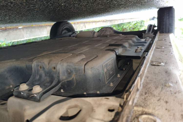 Used Wuling Hongguang MINIEV 2024 3rd Generation 215km Advanced Version Chassis Front Right
