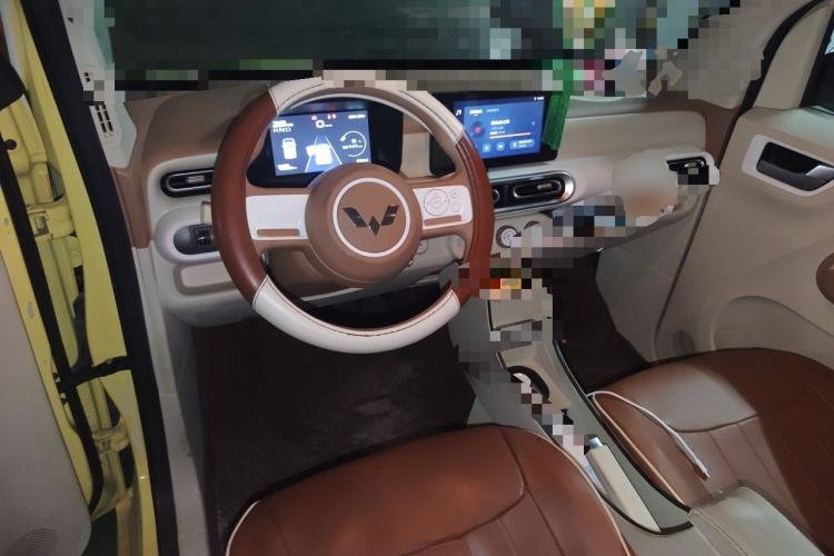 Used Wuling Hongguang MINIEV 2024 3rd Generation 215km Advanced Version Center Console
