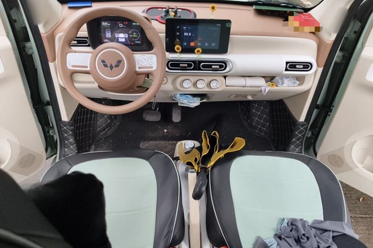 Used Wuling Hongguang MINIEV 2024 3rd Generation 215km Advanced Version Center Console