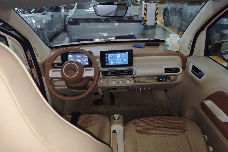 Used Wuling Hongguang MINIEV 2024 3rd Generation 215km Advanced Version Center Console