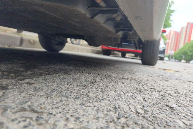Used Wuling Hongguang MINIEV 2024 3rd Generation 215km Youth Edition Chassis Front Left