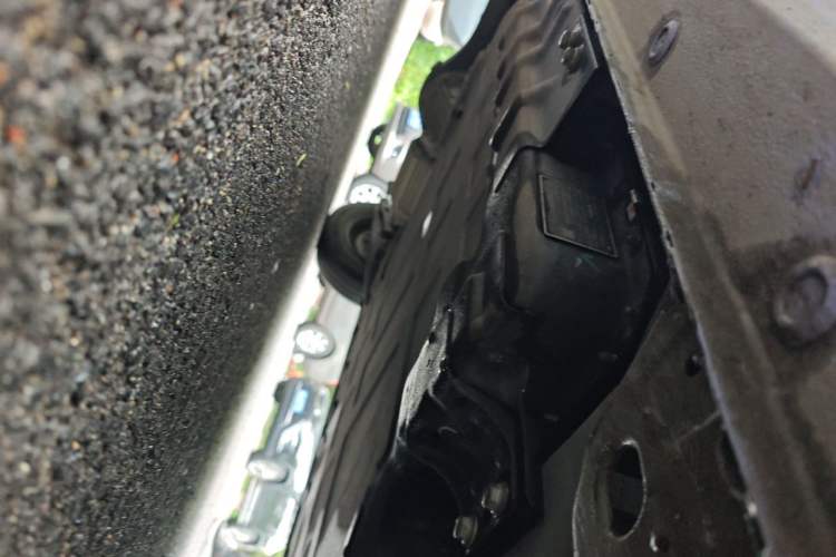 Used Wuling Hongguang MINIEV 2024 3rd Generation 215km Advanced Version Chassis Front Right