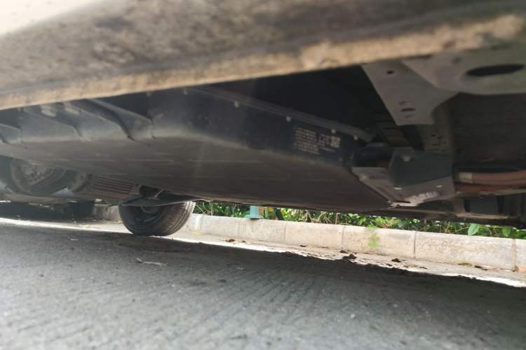 Used Wuling Hongguang MINIEV 2024 3rd Generation 215km Advanced Version Chassis Front Right