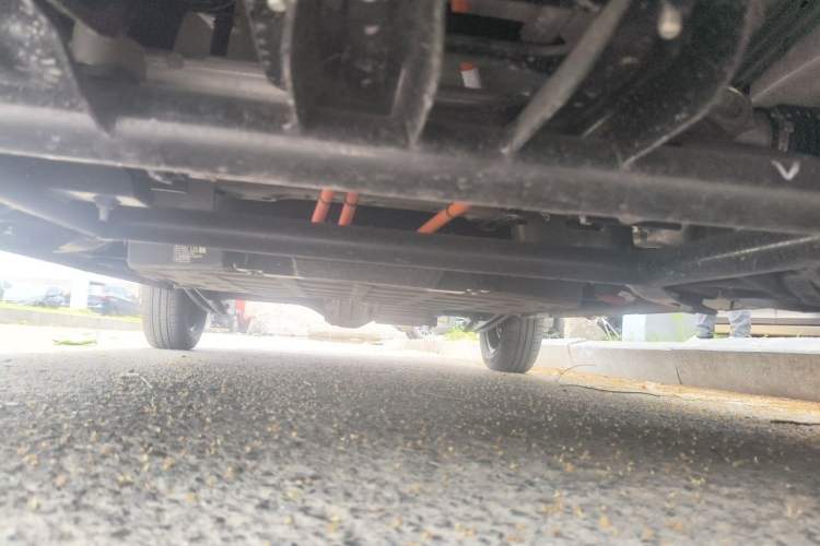 Used Wuling Hongguang MINIEV 2024 3rd Generation 215km Advanced Version Chassis Front