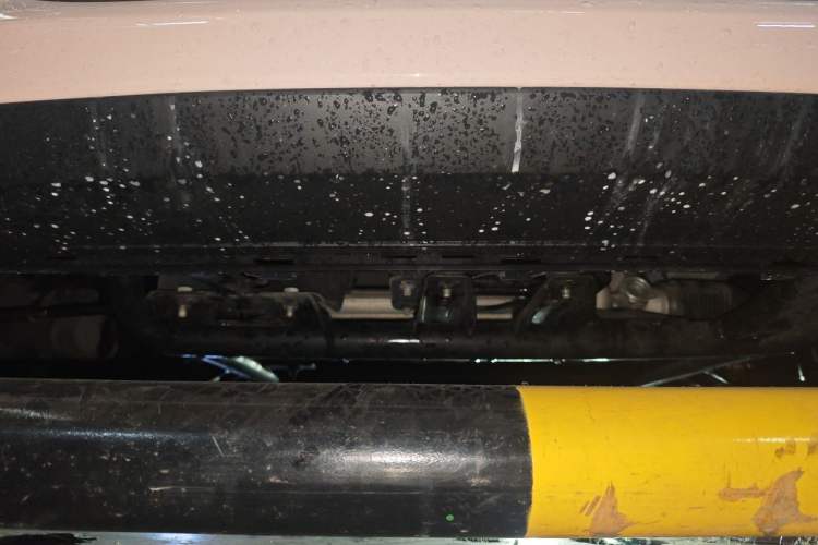 Used Wuling Hongguang MINIEV 2024 3rd Generation 215km Advanced Version Chassis Front