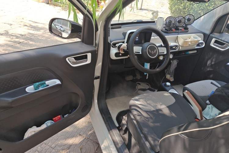 Used Wuling Hongguang MINIEV 2024 3rd Generation 215km Youth Edition Driver Seat