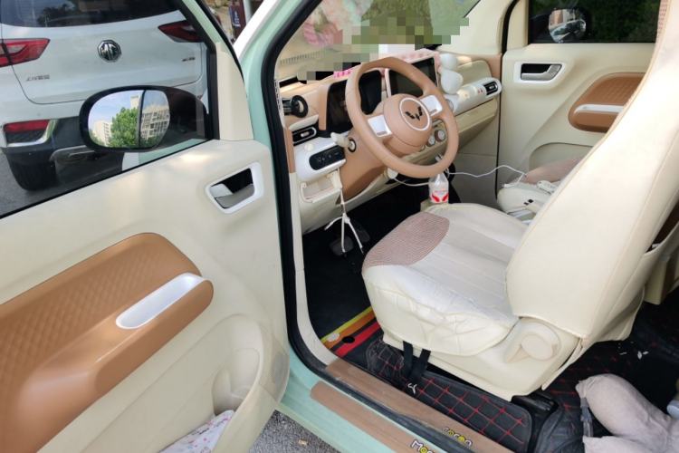 Used Wuling Hongguang MINIEV 2024 3rd Generation 215km Advanced Version Driver Seat