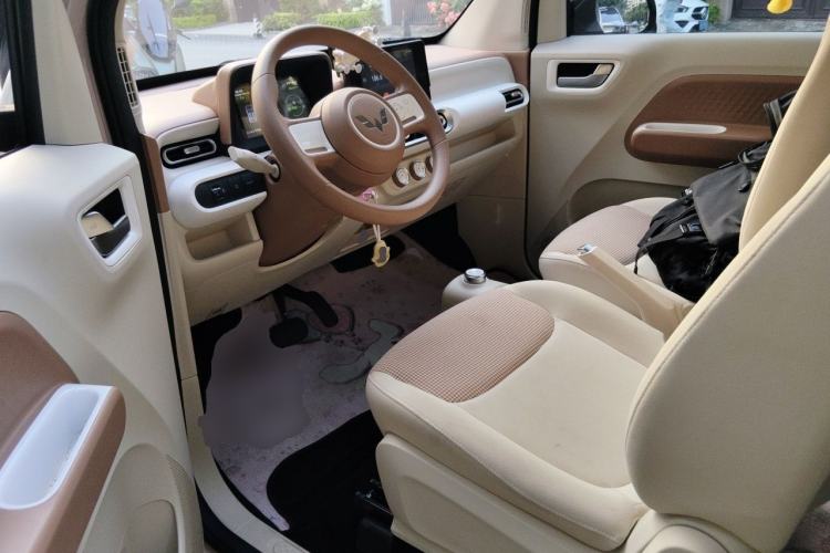 Used Wuling Hongguang MINIEV 2024 3rd Generation 215km Advanced Version Driver Seat