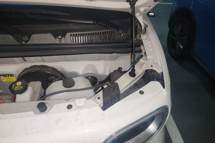 Used Wuling Hongguang MINIEV 2024 3rd Generation 215km Youth Edition Engine Bay Left