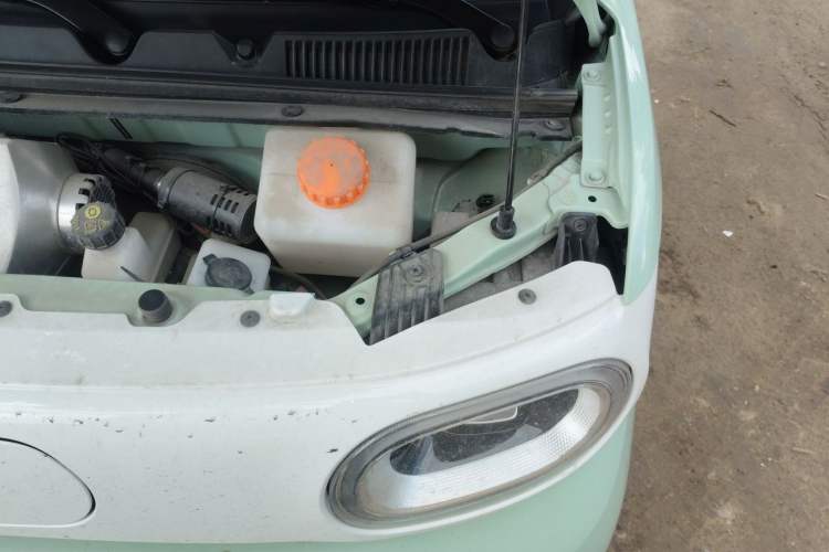 Used Wuling Hongguang MINIEV 2024 3rd Generation 215km Advanced Version Engine Bay Left