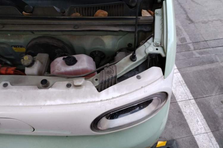 Used Wuling Hongguang MINIEV 2024 3rd Generation 215km Advanced Version Engine Bay Left