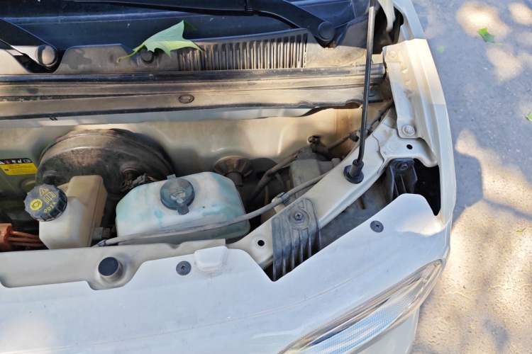 Used Wuling Hongguang MINIEV 2024 3rd Generation 215km Youth Edition Engine Bay Left