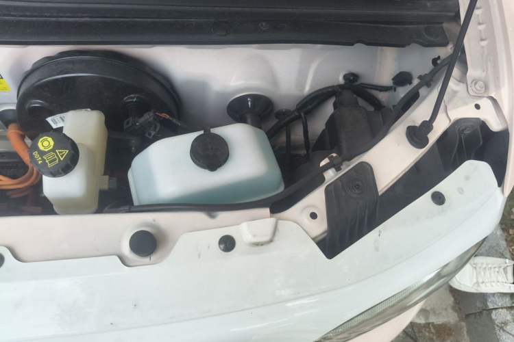 Used Wuling Hongguang MINIEV 2024 3rd Generation 215km Advanced Version Engine Bay Left
