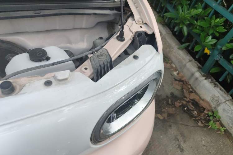 Used Wuling Hongguang MINIEV 2024 3rd Generation 215km Advanced Version Engine Bay Left