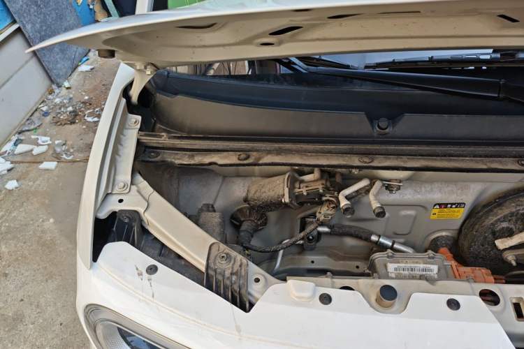 Used Wuling Hongguang MINIEV 2024 3rd Generation 215km Youth Edition Engine Bay Right