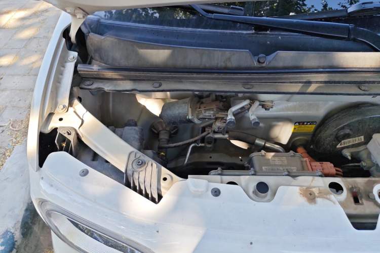 Used Wuling Hongguang MINIEV 2024 3rd Generation 215km Youth Edition Engine Bay Right