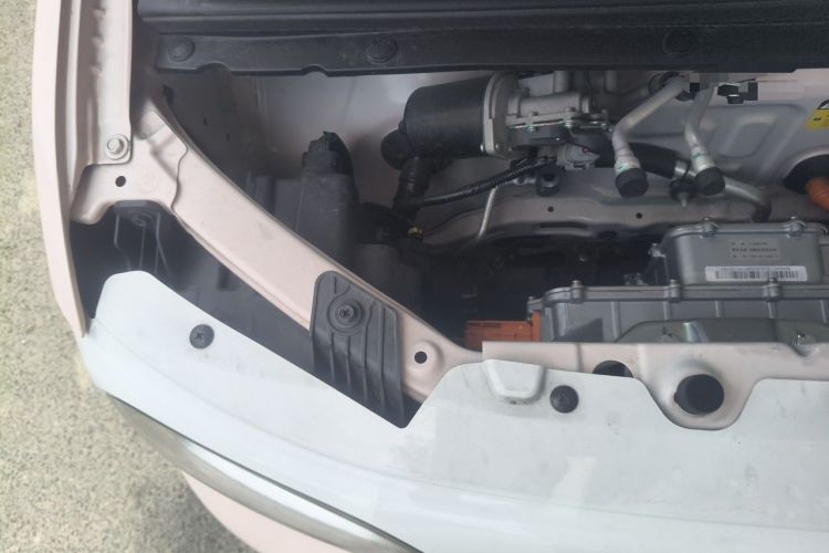 Used Wuling Hongguang MINIEV 2024 3rd Generation 215km Advanced Version Engine Bay Right