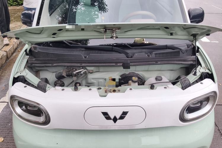 Used Wuling Hongguang MINIEV 2024 3rd Generation 215km Advanced Version Engine Bay