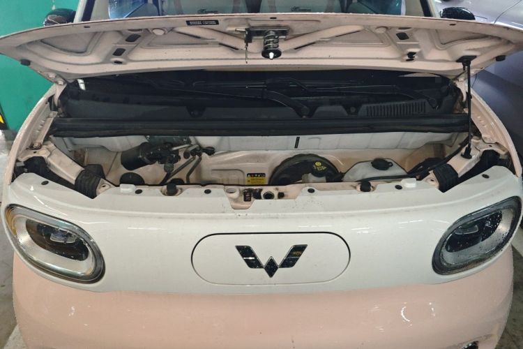 Used Wuling Hongguang MINIEV 2024 3rd Generation 215km Advanced Version Engine Bay