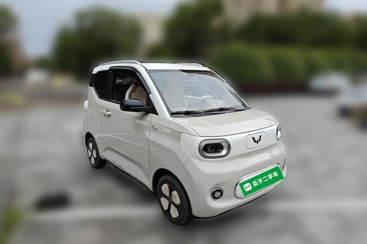 Used Wuling Hongguang MINIEV 2024 3rd Generation 215km Advanced Version Exterior 2