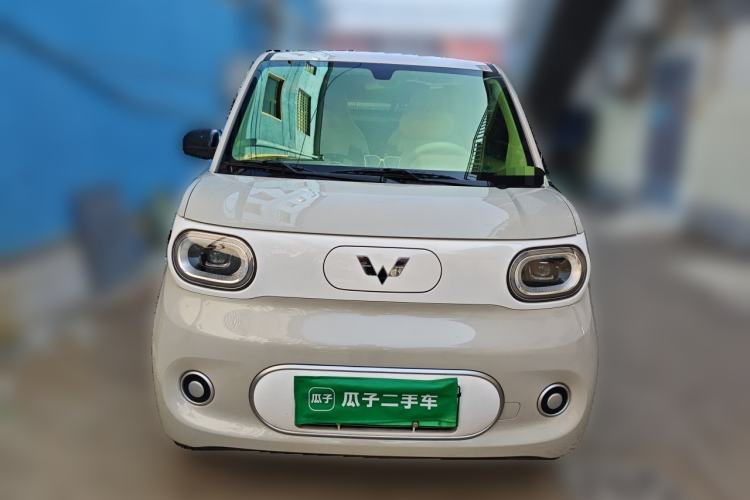 Used Wuling Hongguang MINIEV 2024 3rd Generation 215km Youth Edition Front