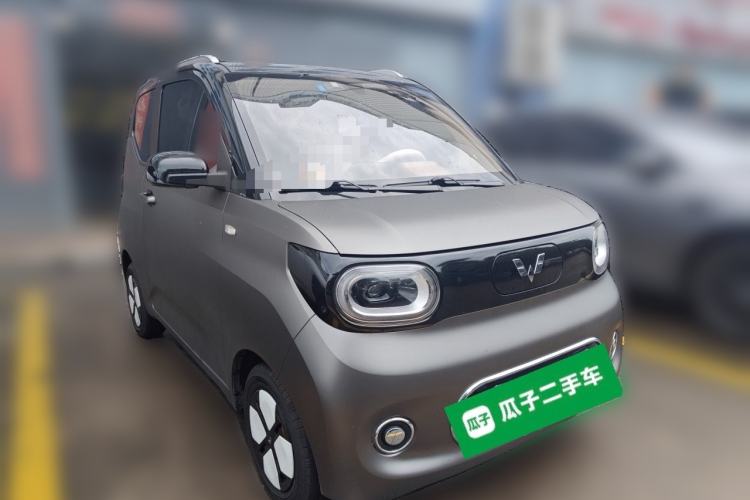 Used Wuling Hongguang MINIEV 2024 3rd Generation 215km Advanced Version Front Right 45 Deg
