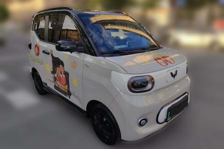Used Wuling Hongguang MINIEV 2024 3rd Generation 215km Youth Edition Front Right 45 Deg