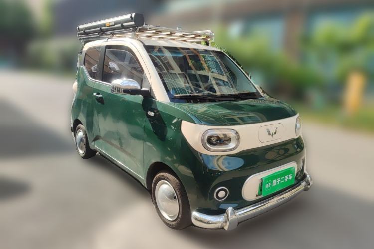 Used Wuling Hongguang MINIEV 2024 3rd Generation 215km Youth Edition Front Right 45 Deg