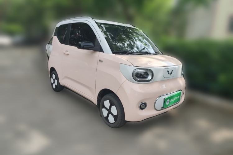 Used Wuling Hongguang MINIEV 2024 3rd Generation 215km Advanced Version Front Right 45 Deg