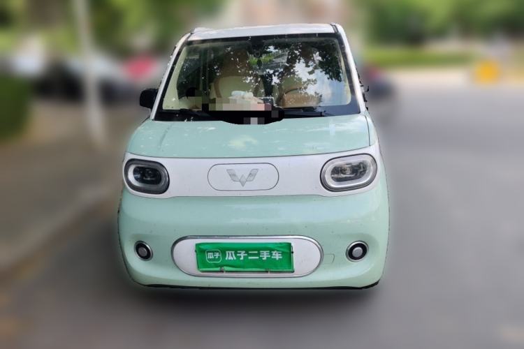Used Wuling Hongguang MINIEV 2024 3rd Generation 215km Advanced Version Front