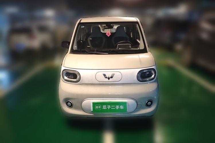 Used Wuling Hongguang MINIEV 2024 3rd Generation 215km Youth Edition Front