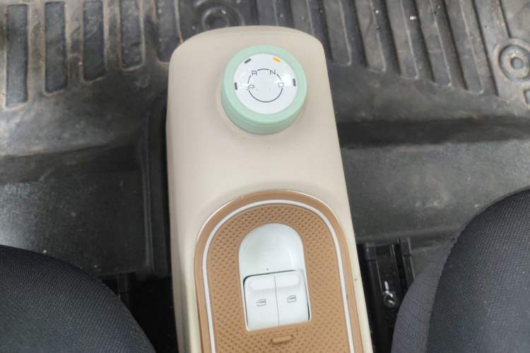 Used Wuling Hongguang MINIEV 2024 3rd Generation 215km Advanced Version Gear Lever