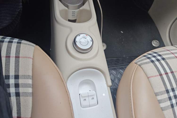 Used Wuling Hongguang MINIEV 2024 3rd Generation 215km Advanced Version Gear Lever