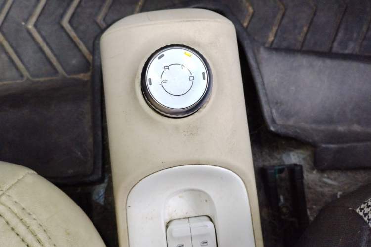 Used Wuling Hongguang MINIEV 2024 3rd Generation 215km Advanced Version Gear Lever